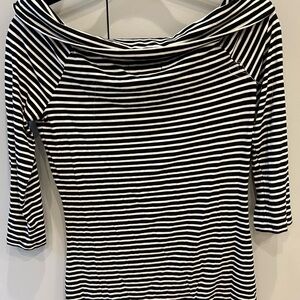 White House Black Market rayon and spandex shirt, XS,